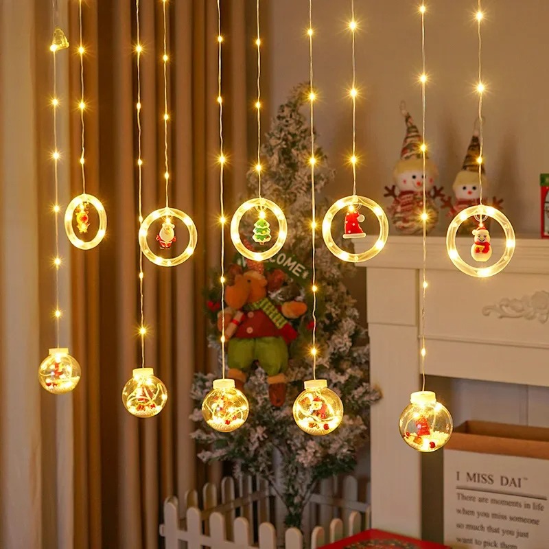 Cortina de luz calida de bolas y aros 5